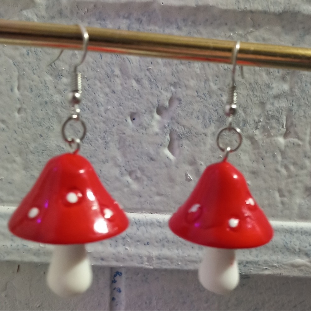 🍄Red mushroom earings🍄